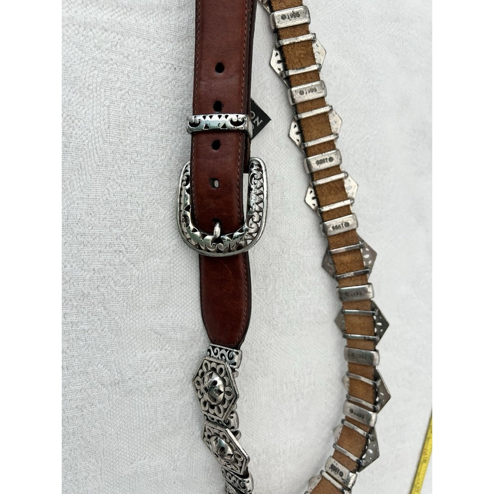 VINTAGE 1995 Brighton Women's Medium 31.5" 34.5" Concho Leather Belt Silver Tone - Picture 13 of 16